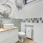 Apartamento 7 Min Dal Colosseo, Aria Condizionata, Smart Tv, 4 Pax