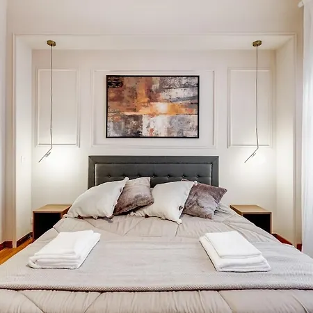 7 Min Dal Colosseo, Aria Condizionata, Smart Tv, 4 Pax Appartamento